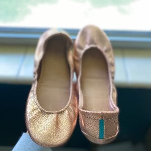 TIEKS Rose Gold 🌹🌟 NWOT